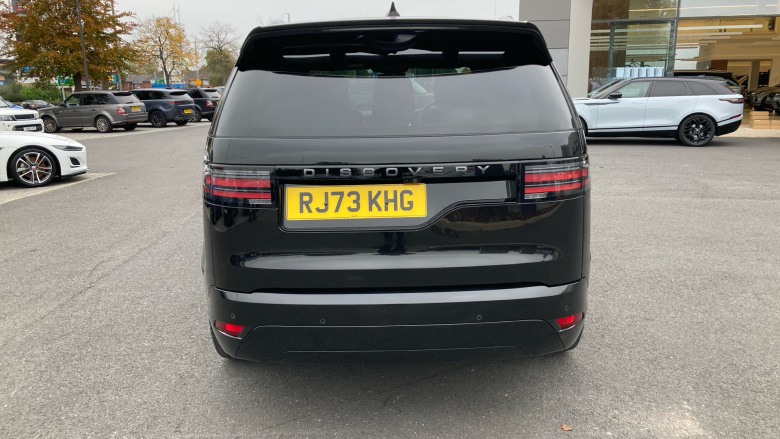 Land Rover Discovery 3.0 D300 Dynamic SE 5dr Auto Diesel Station Wagon